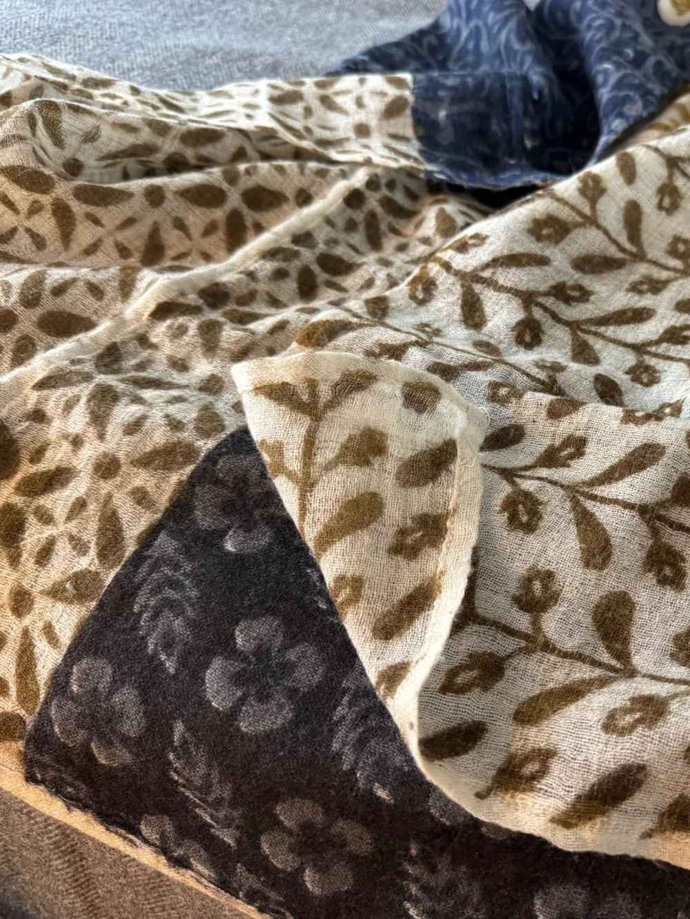 ECHO DESIGN, BEAUTIFUL PATCHWORK WOOL SCARF